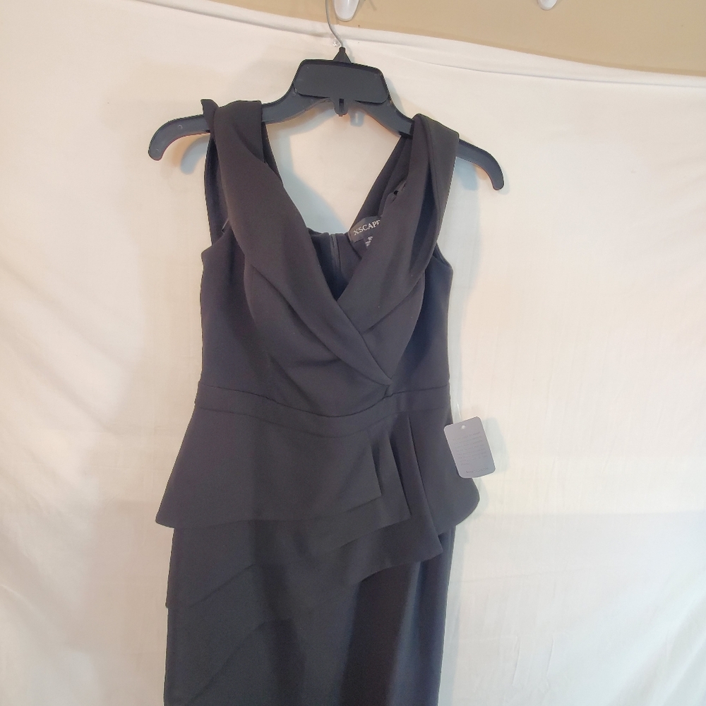 XSCAPE Women’s Size 10 Black Off the Shoulder Scuba Crepe Gown Dress New Tags - Picture 2 of 3